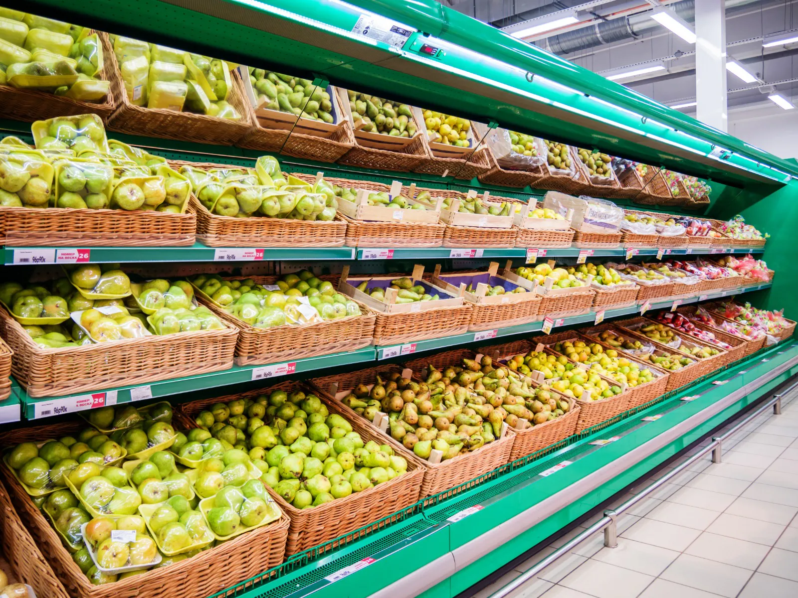 lighting of fruit shelves in supermarket